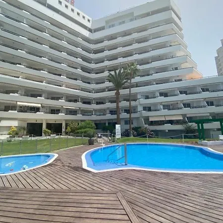 Club Villamar Exclusive Beachfront Penthouse * أذيخي