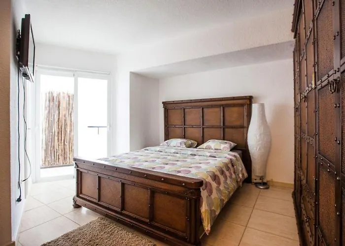 Club Villamar Exclusive Beachfront Penthouse *