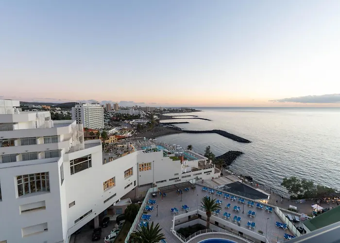 Apartment Club Villamar Exclusive Beachfront Penthouse